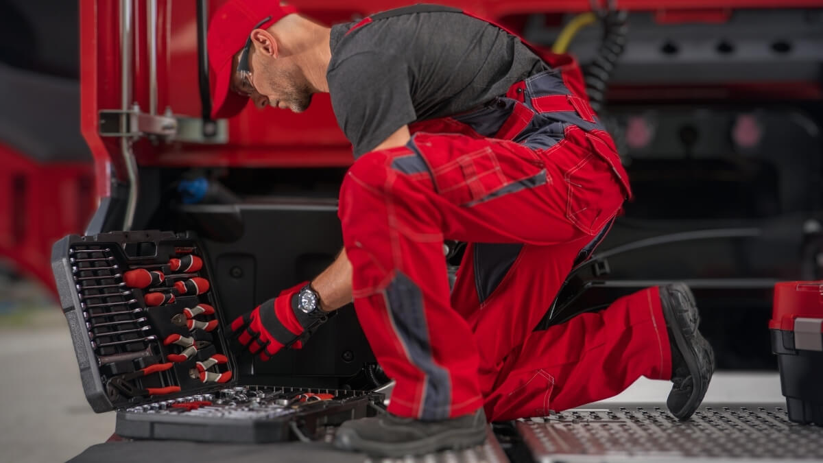 27 Essential Truck Driver Accessories Guaranteed Comfort Now